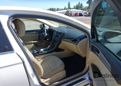 2013 Ford Fusion Hybrid Se from USA, damaged, VIN 3FA6P0LU8DR329948